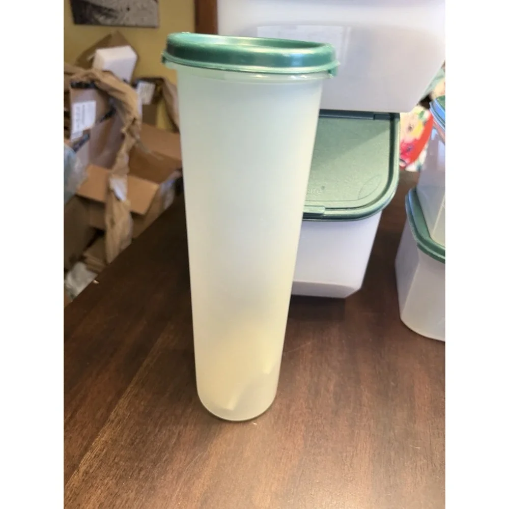 Tupperware Modular Mates Set Of Nine With Lids Green